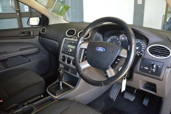 2005 Ford Focus CL LS