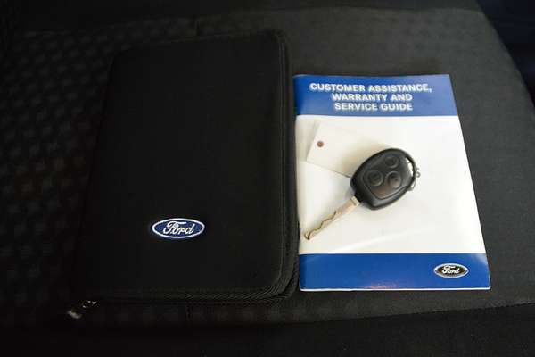 2005 Ford Focus CL LS