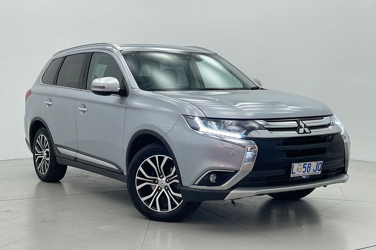 2016 Mitsubishi Outlander Exceed ZK