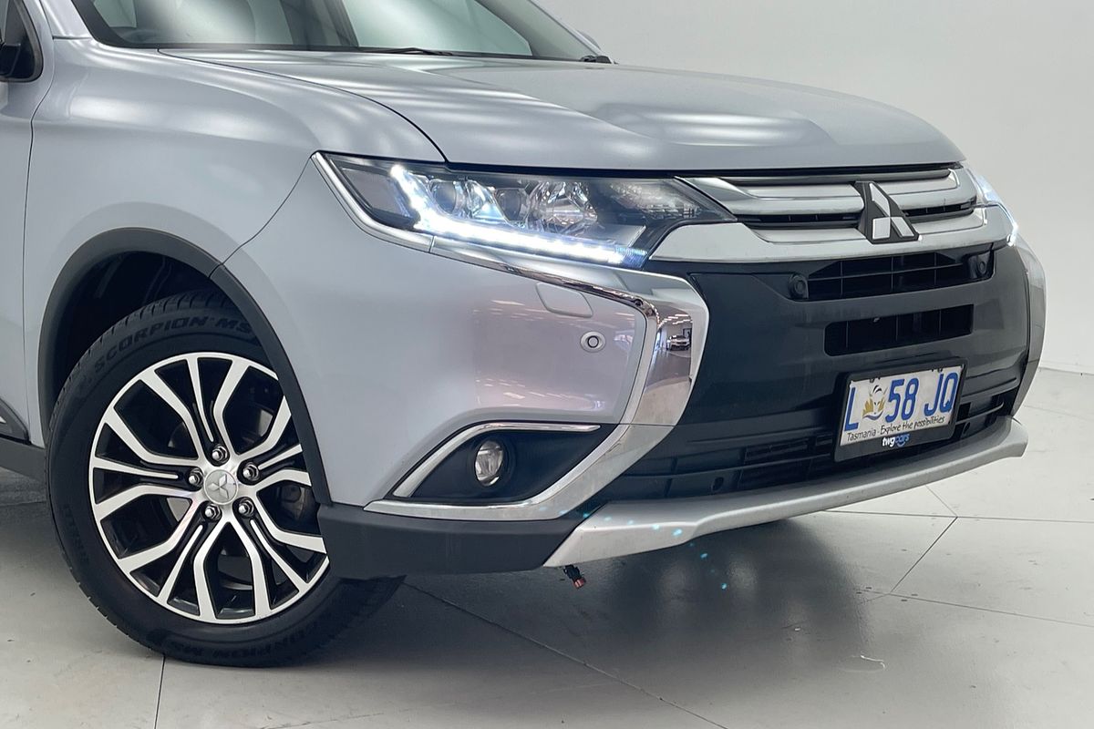 2016 Mitsubishi Outlander Exceed ZK