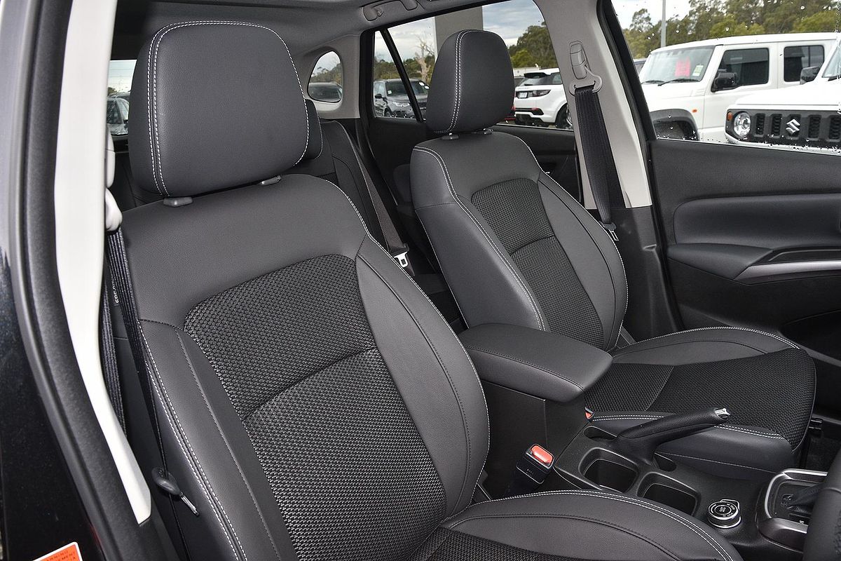 2023 Suzuki S-Cross ALLGRIP Prestige JYB