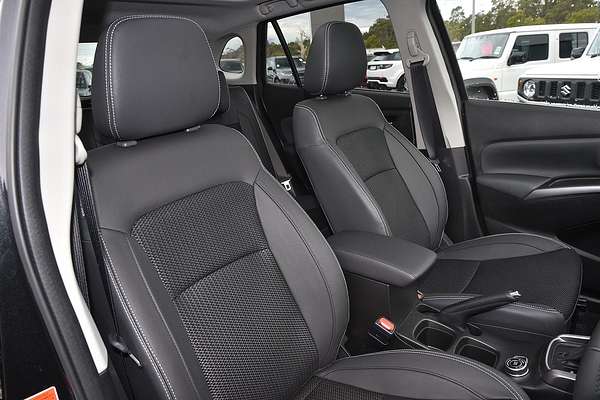 2023 Suzuki S-Cross ALLGRIP Prestige JYB