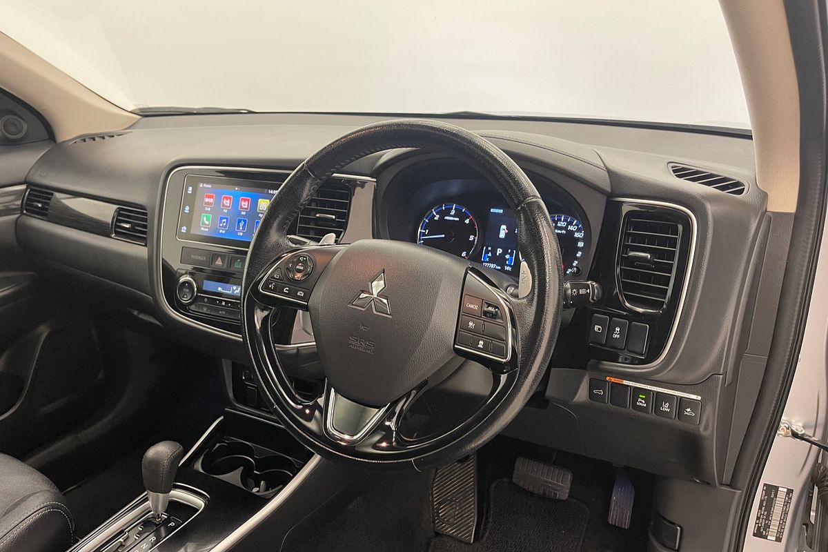 2016 Mitsubishi Outlander Exceed ZK