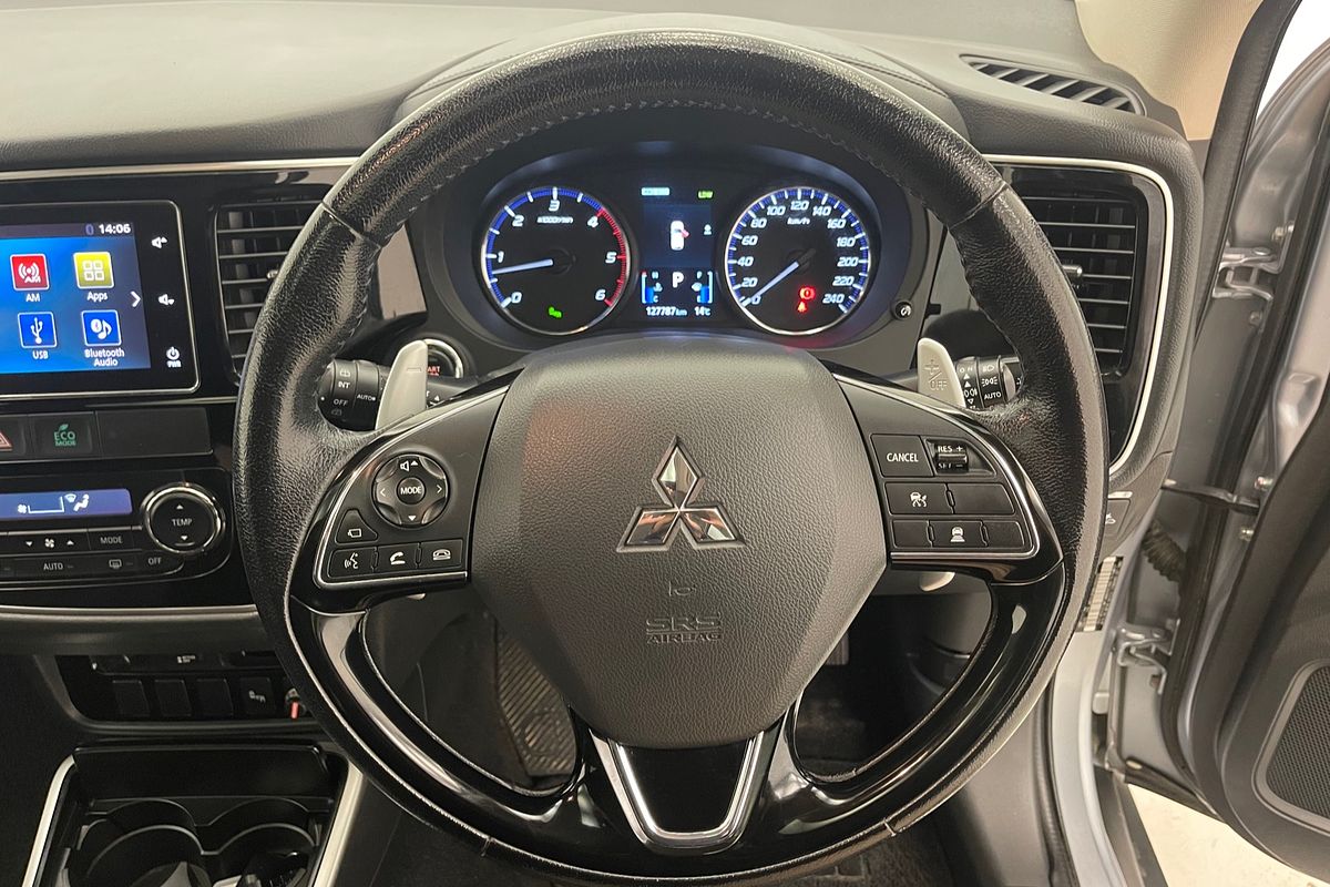 2016 Mitsubishi Outlander Exceed ZK