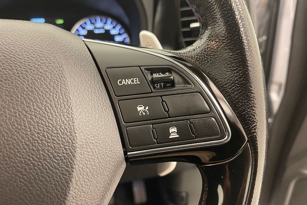 2016 Mitsubishi Outlander Exceed ZK