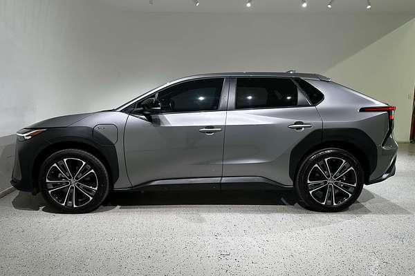 2024 Toyota bZ4X  XEAM10R