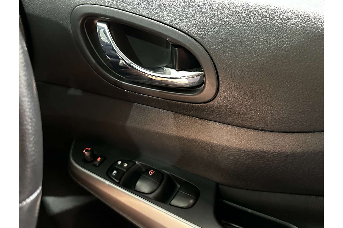 2021 Nissan Navara ST D23 Rear Wheel Drive