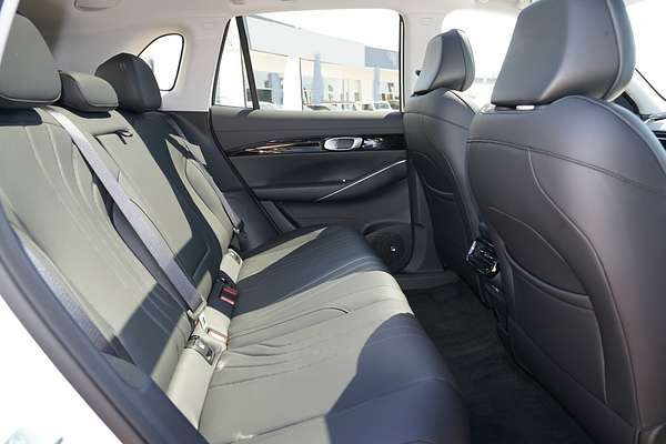 2025 Geely Starray EM-i Complete P145