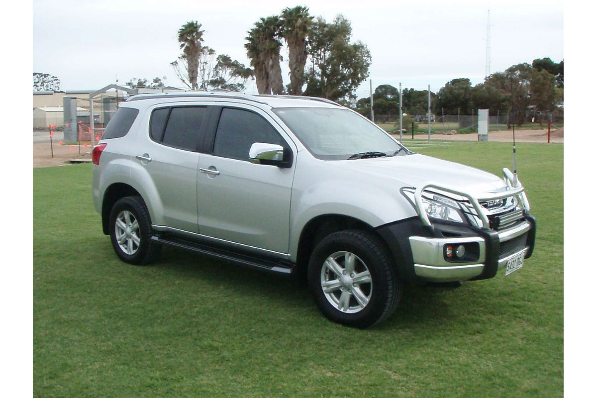 2015 Isuzu MU-X LS-T