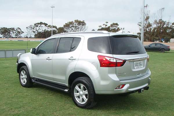 2015 Isuzu MU-X LS-T