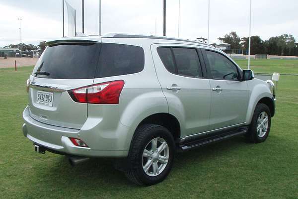 2015 Isuzu MU-X LS-T