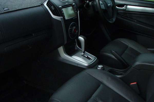 2015 Isuzu MU-X LS-T