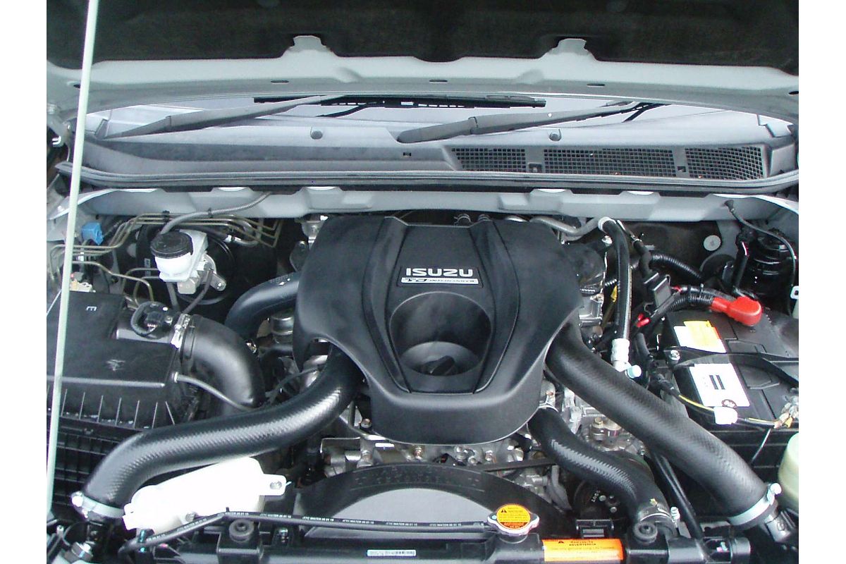 2015 Isuzu MU-X LS-T
