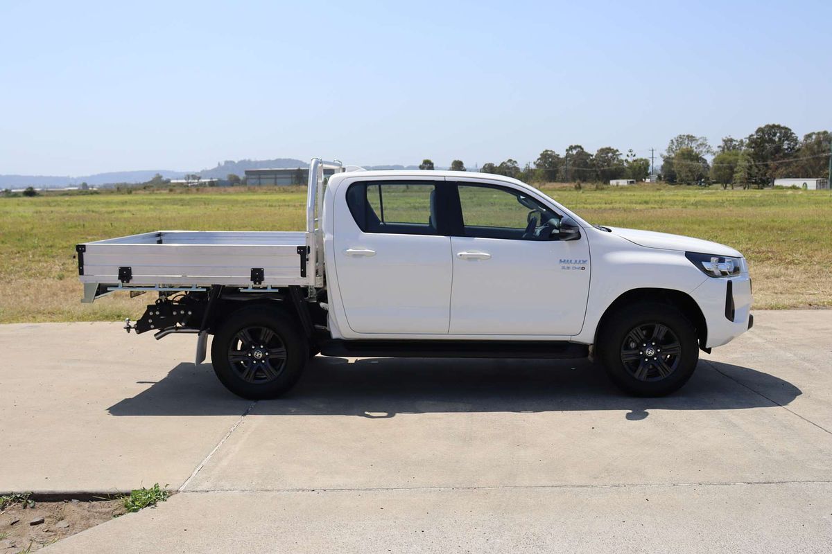 2024 Toyota Hilux SR GUN126R 4X4