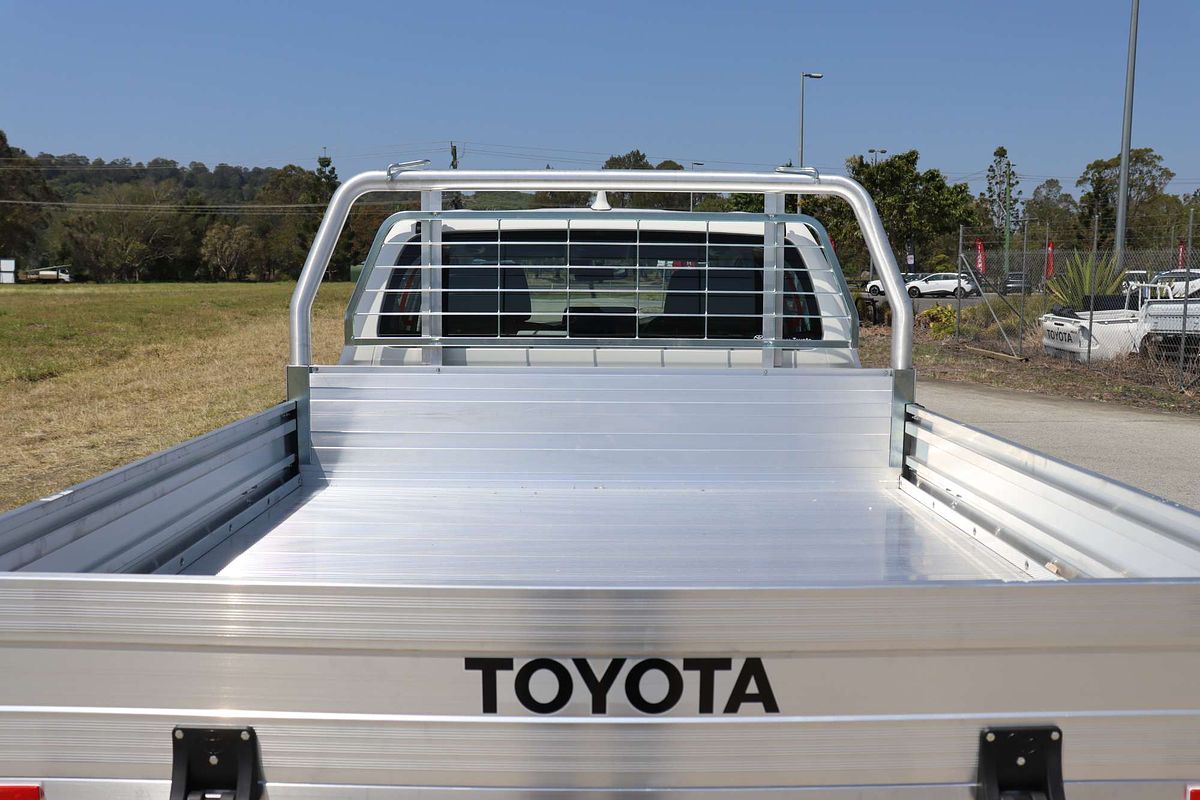 2024 Toyota Hilux SR GUN126R 4X4