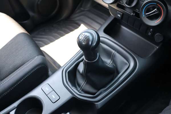 2024 Toyota Hilux SR GUN126R 4X4