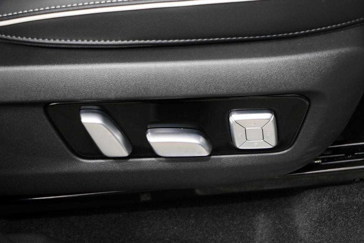 2025 GWM Tank 300 Ultra P01