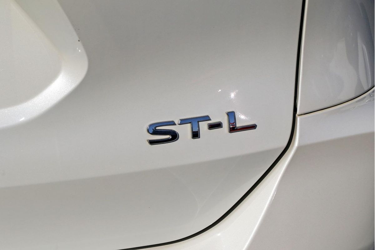 2017 Nissan X-TRAIL ST-L T32 Series II
