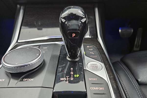 2020 BMW 3 Series 330i M Sport G20