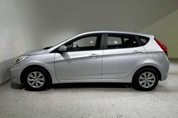 2017 Hyundai Accent Active RB4