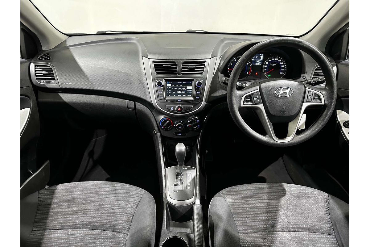 2017 Hyundai Accent Active RB4