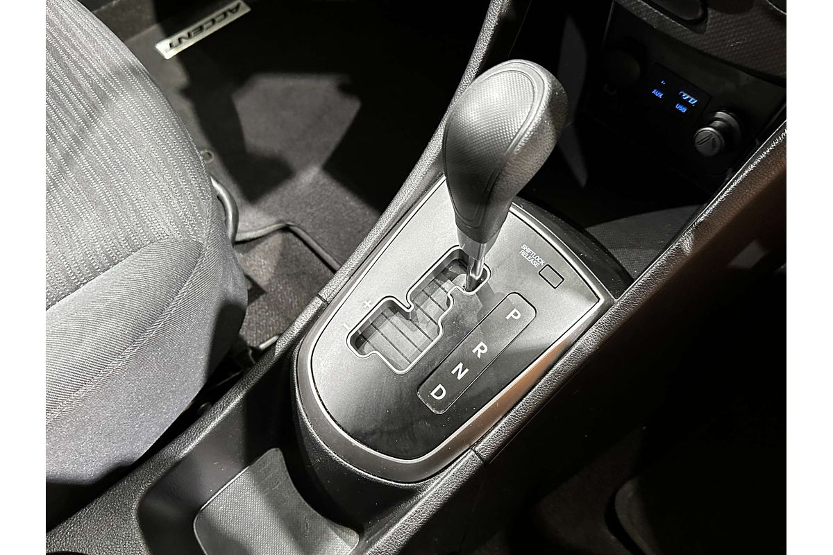 2017 Hyundai Accent Active RB4