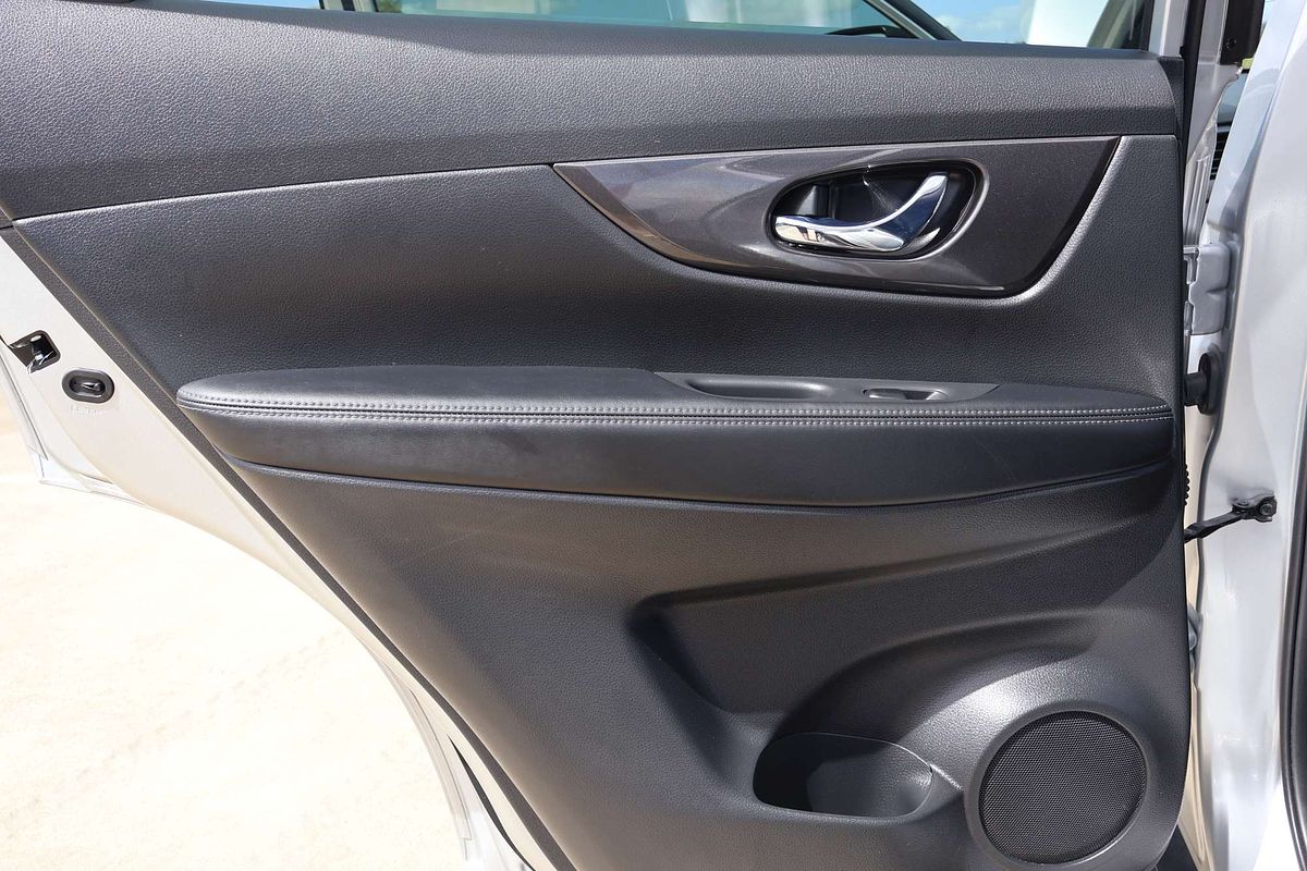 2022 Nissan X-TRAIL ST T32