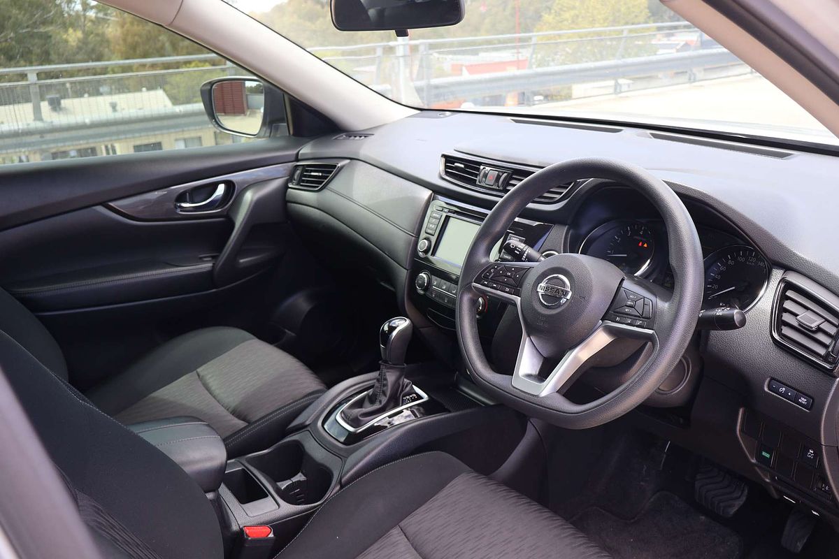 2022 Nissan X-TRAIL ST T32