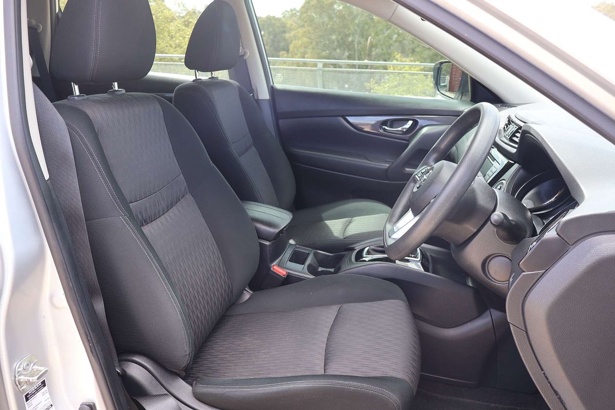 2022 Nissan X-TRAIL ST T32