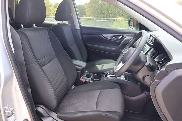 2022 Nissan X-TRAIL ST T32