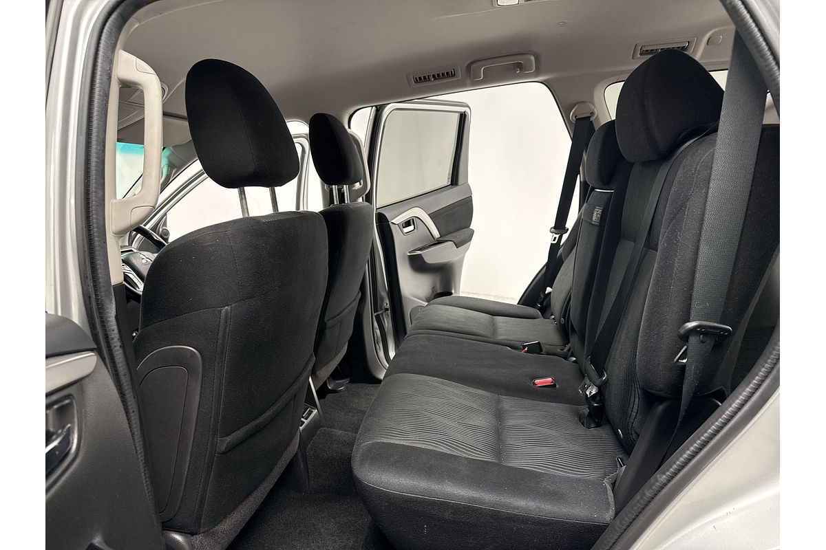 2020 Mitsubishi Pajero Sport GLX QF