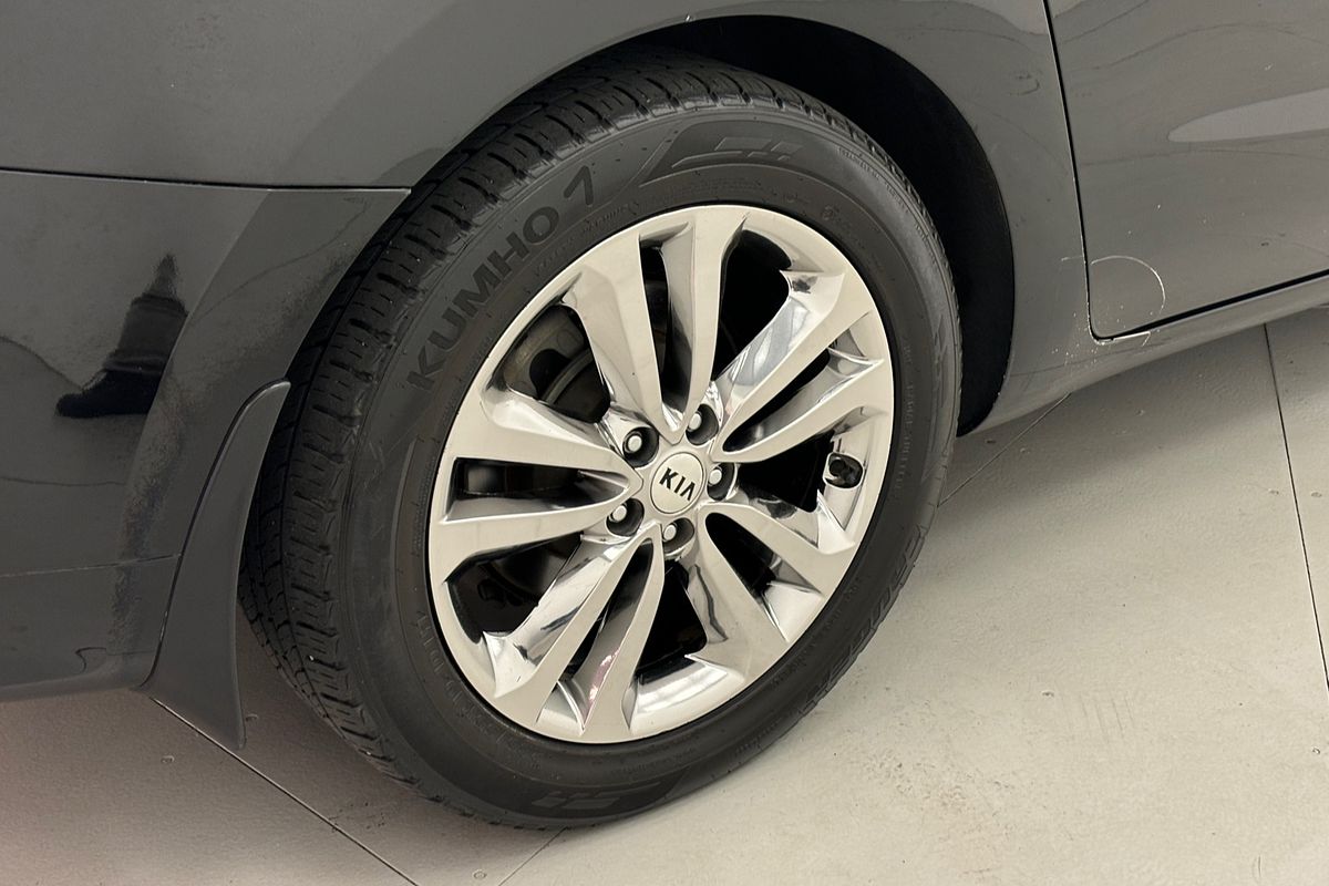 2018 Kia Carnival Platinum YP