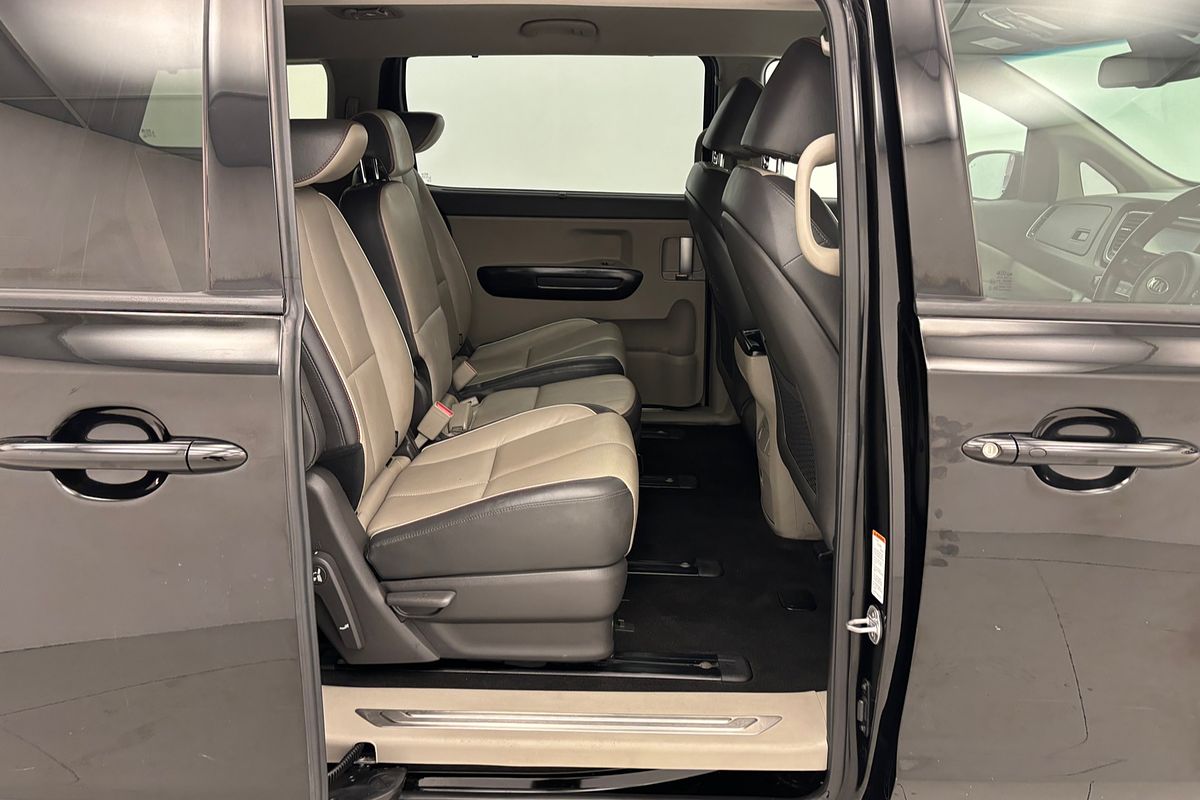 2018 Kia Carnival Platinum YP