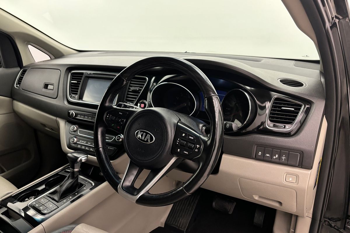 2018 Kia Carnival Platinum YP