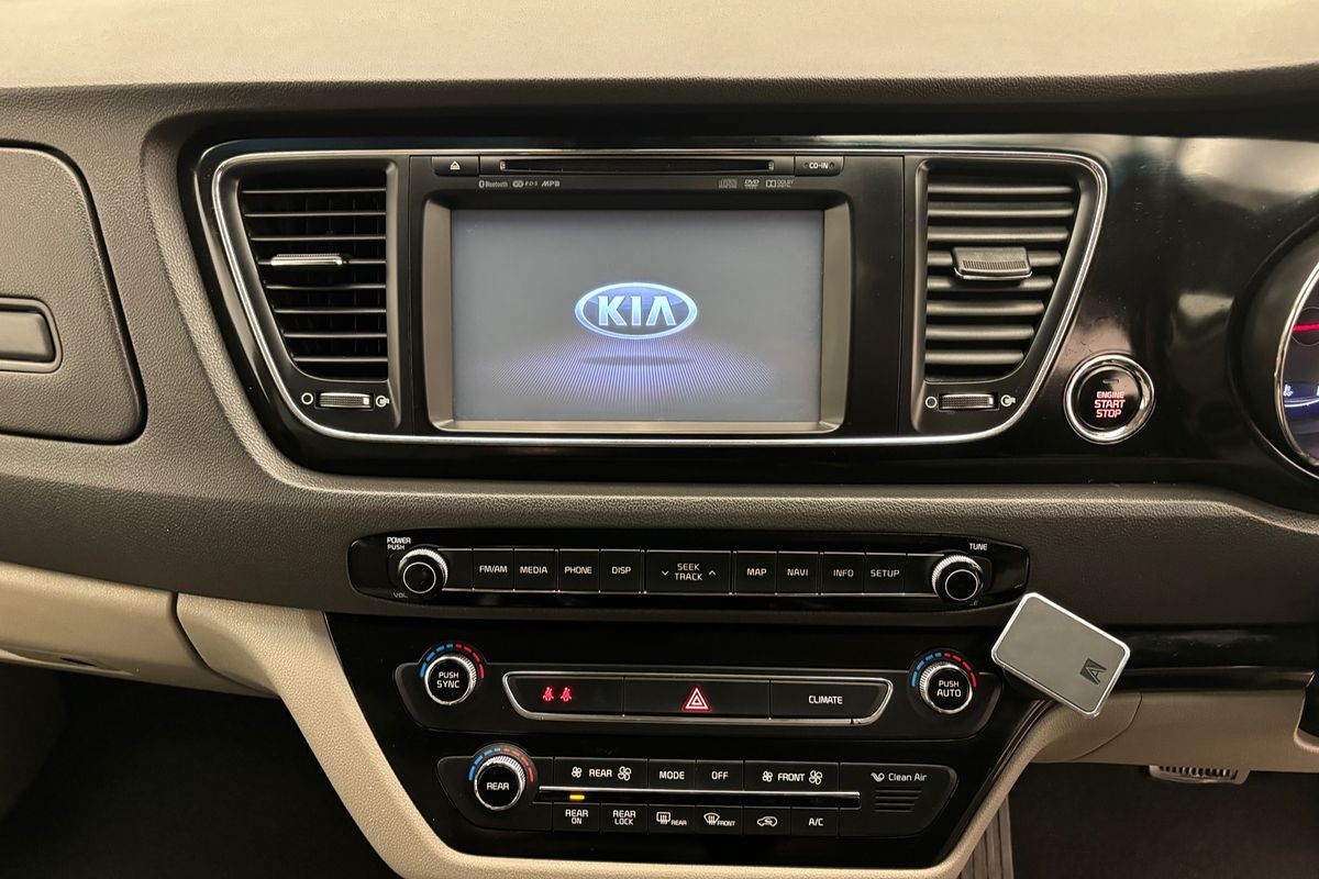 2018 Kia Carnival Platinum YP