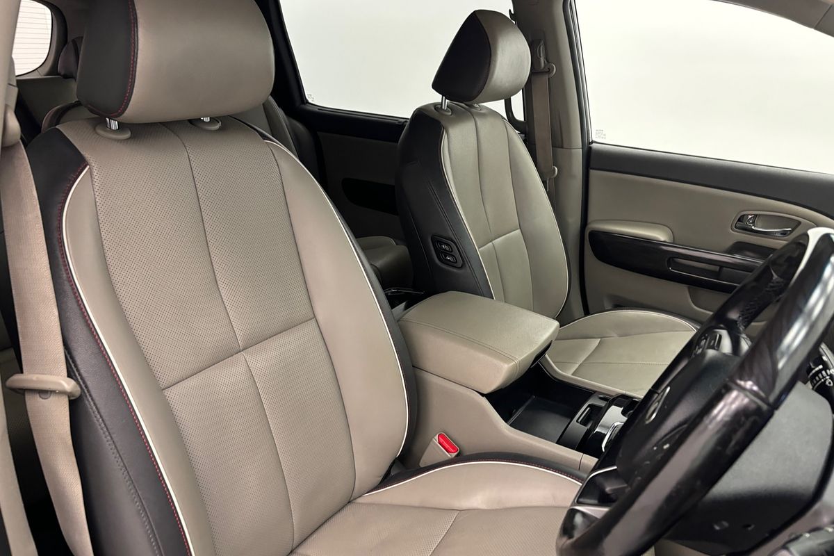 2018 Kia Carnival Platinum YP
