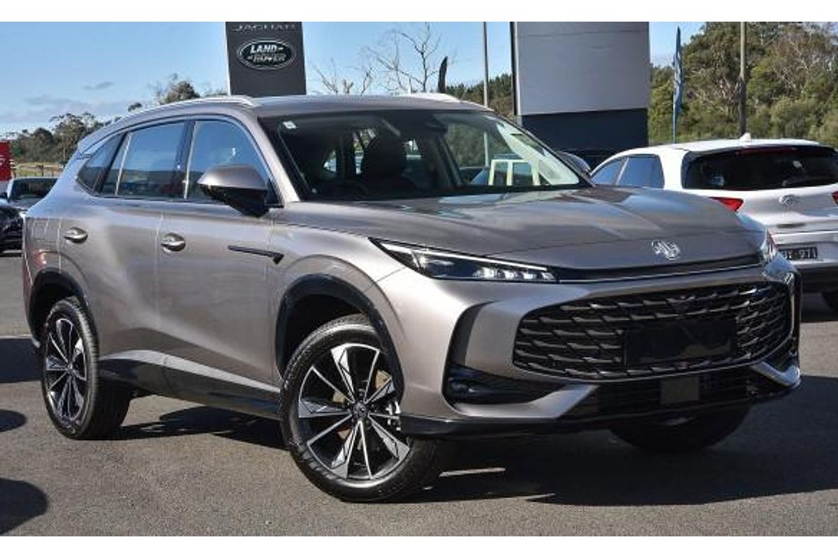 2025 MG HS Essence AS33