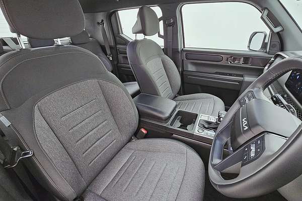 2025 Kia Tasman SX TK 4X4