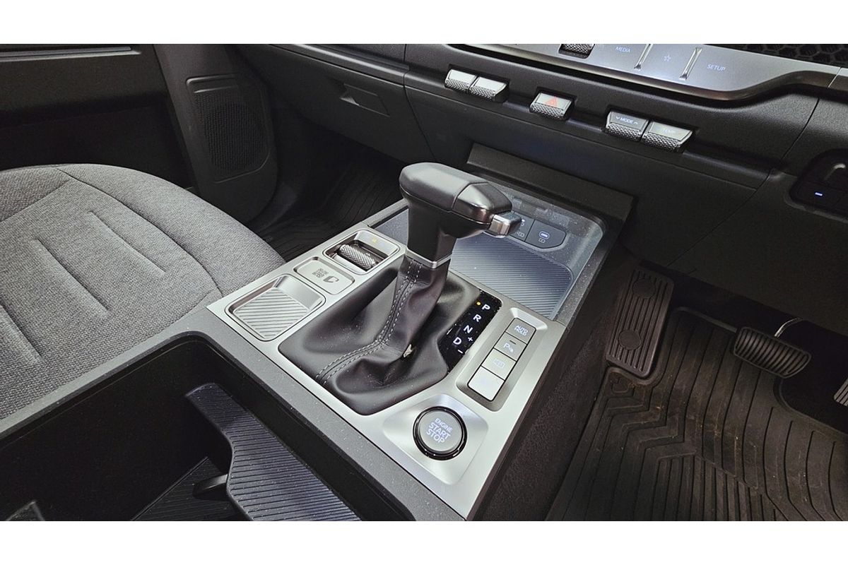 2025 Kia Tasman SX TK 4X4