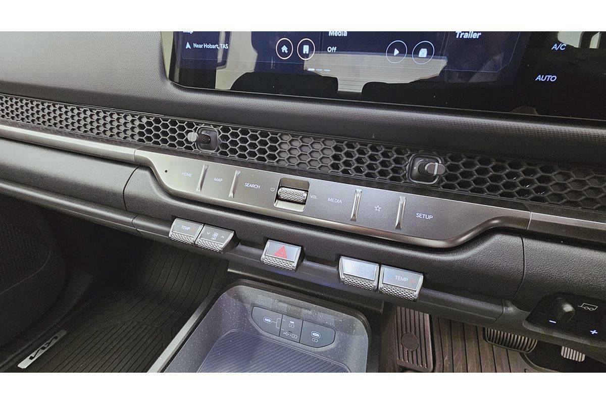 2025 Kia Tasman SX TK 4X4