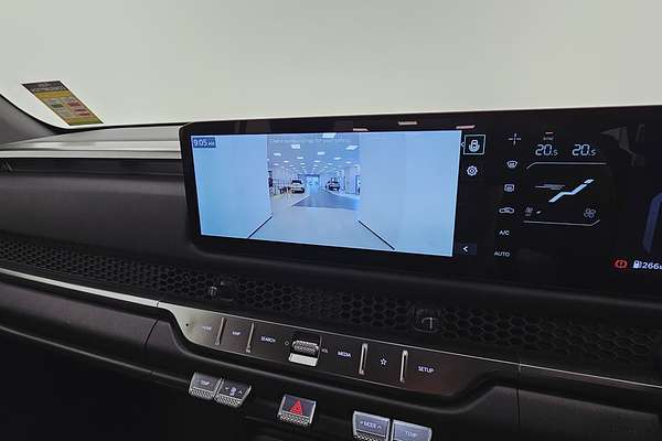 2025 Kia Tasman SX TK 4X4