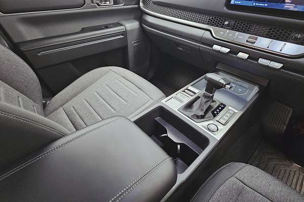 2025 Kia Tasman SX TK 4X4