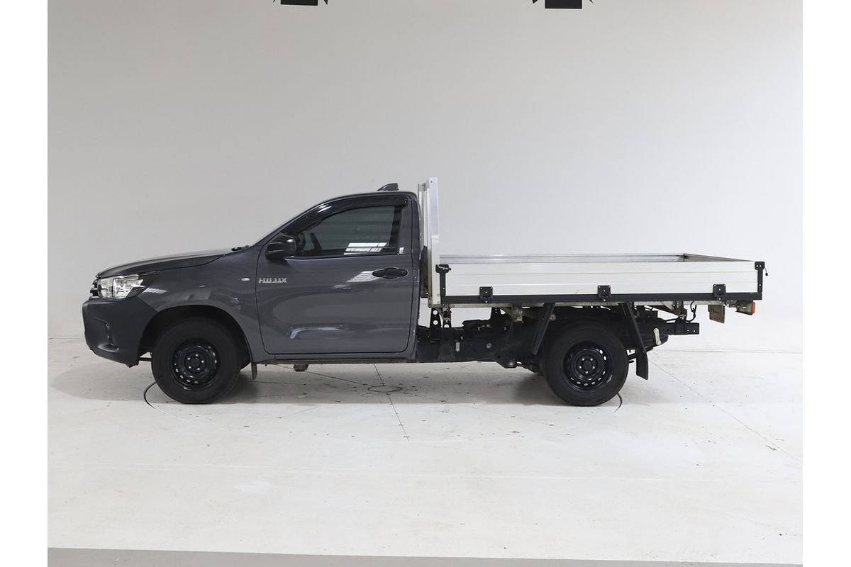 Hilux 4x2 Workmate 2.7L Petrol Automatic Single Cab C/C C227710 001