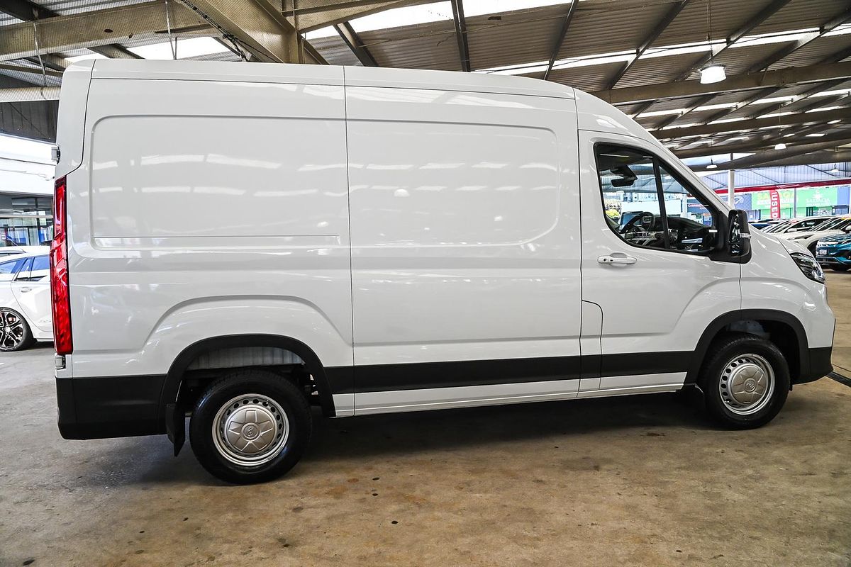 2023 LDV Deliver 9 MWB Mid Roof