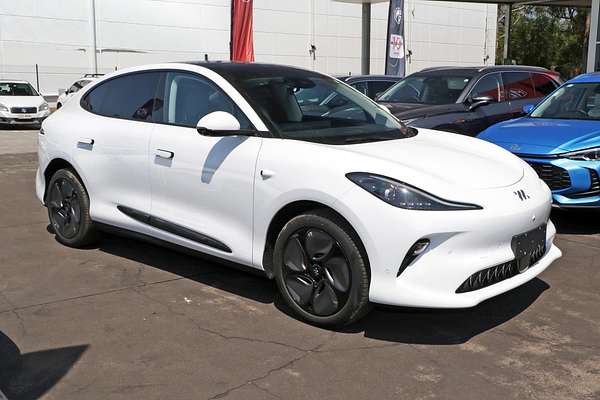 2025 MG IM6 Premium S12L