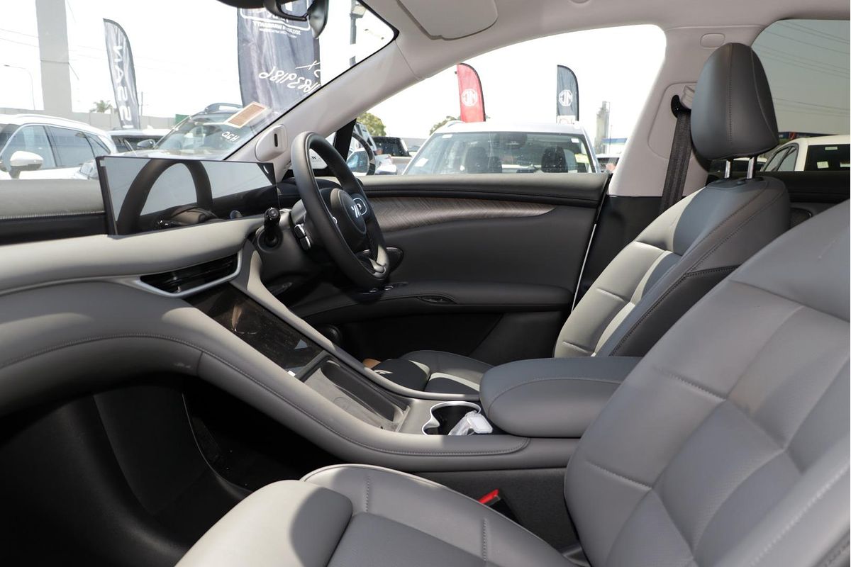 2025 MG IM6 Premium S12L