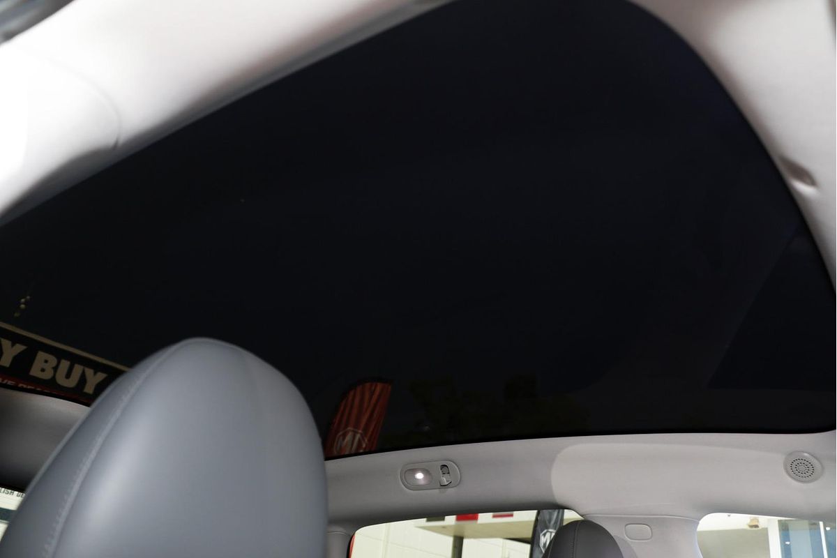 2025 MG IM6 Premium S12L