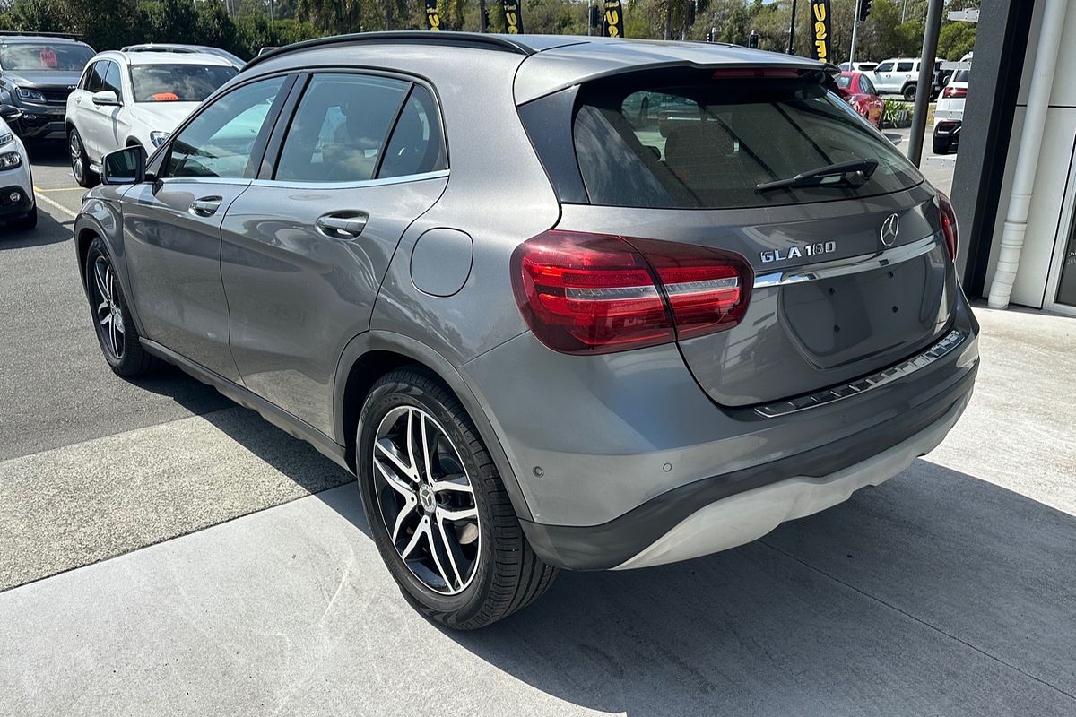 2017 Mercedes-Benz GLA-Class GLA180 X156