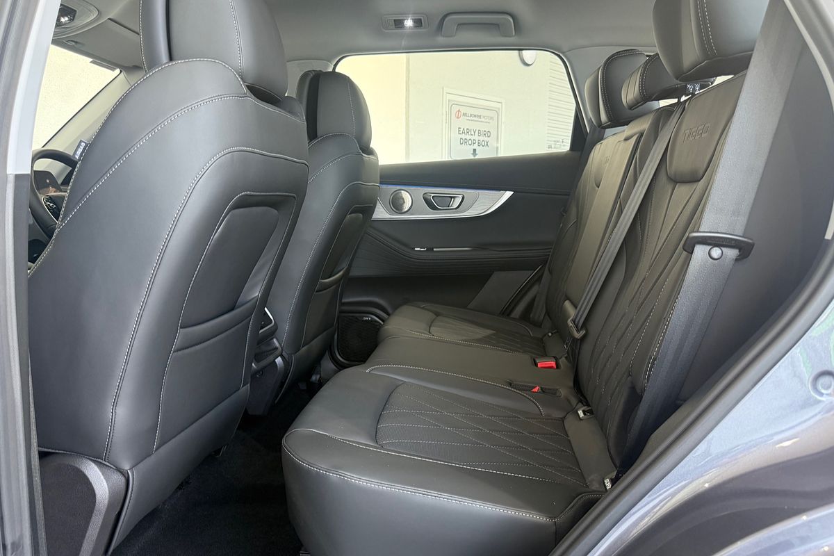 2025 Chery Tiggo 8 Pro Max Urban