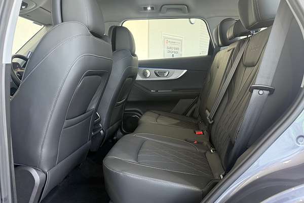 2025 Chery Tiggo 8 Pro Max Urban